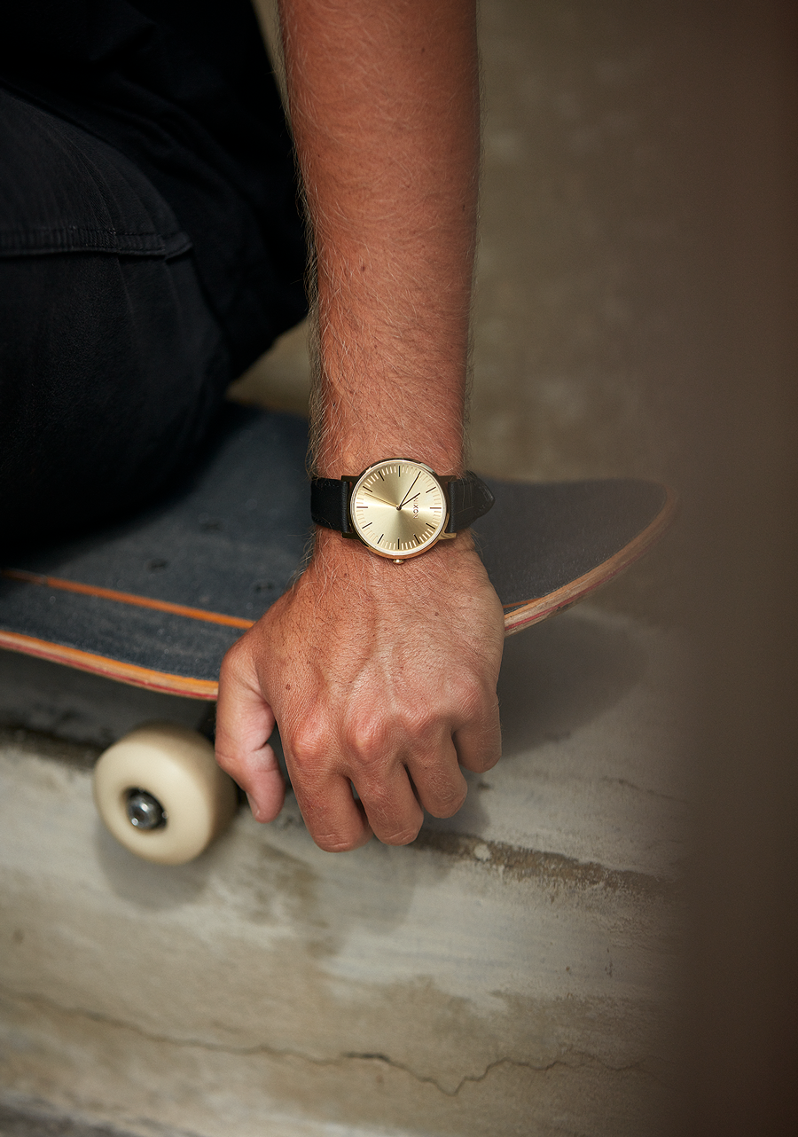 Porter Leather Watch | All Black | Unisex Leather – Nixon CA Porter Leather Watch | All Black | Unisex Leather – Nixon CA