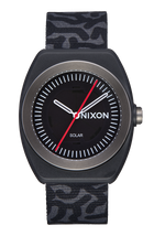 Light-Wave - Black / Scribble