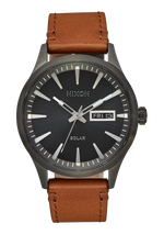 Sentry Solar Leather - Gunmetal