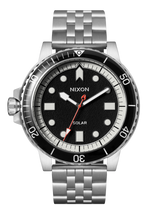 Stinger 44 - Silver / Black / White