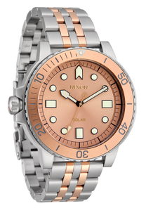 Stinger 44 - Silver / Coral View 2