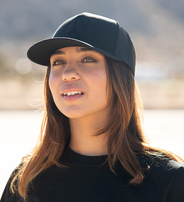 Iconed Trucker Hat - Black / Black